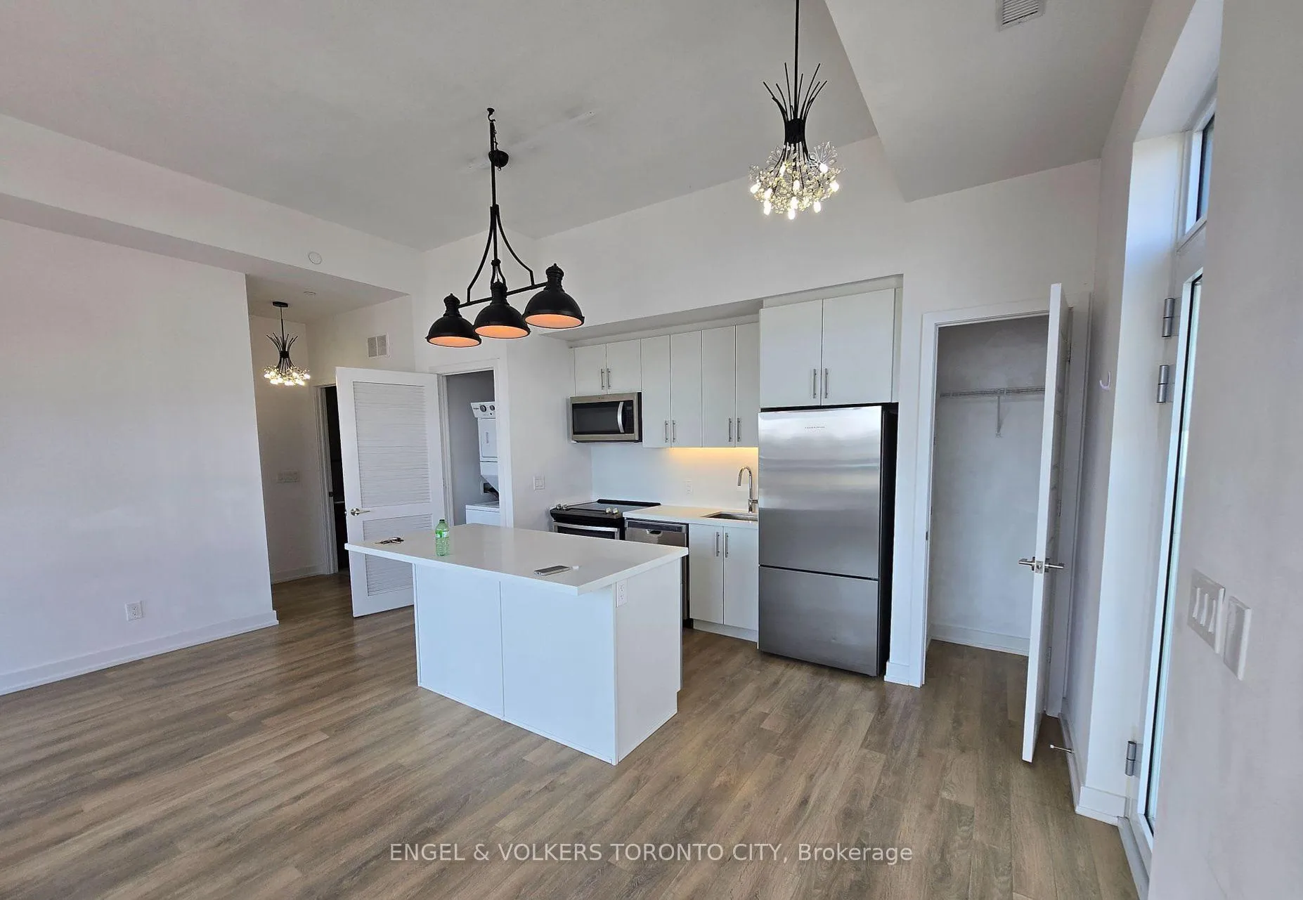 Photo 11 of Unit 127, 331 Broward Way S, Innisfil, Rural Innisfil — HOMEH