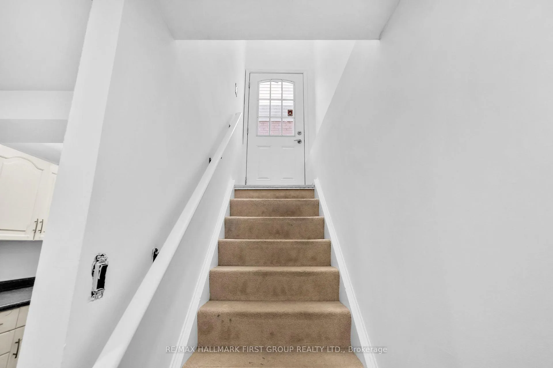 Photo 36 of 99 Turnberry Crescent, Clarington, Courtice — HOMEH