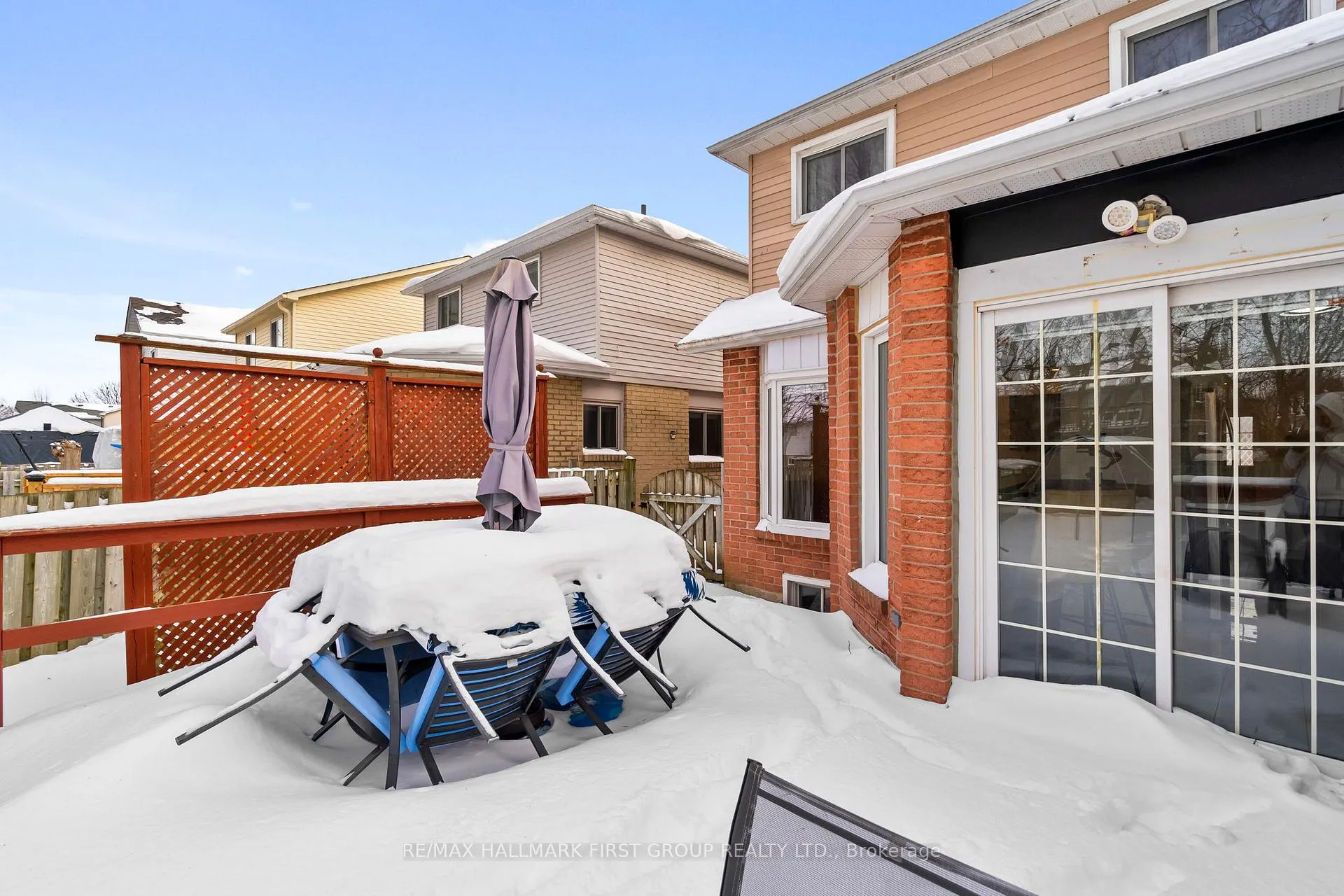 Photo 39 of 99 Turnberry Crescent, Clarington, Courtice — HOMEH