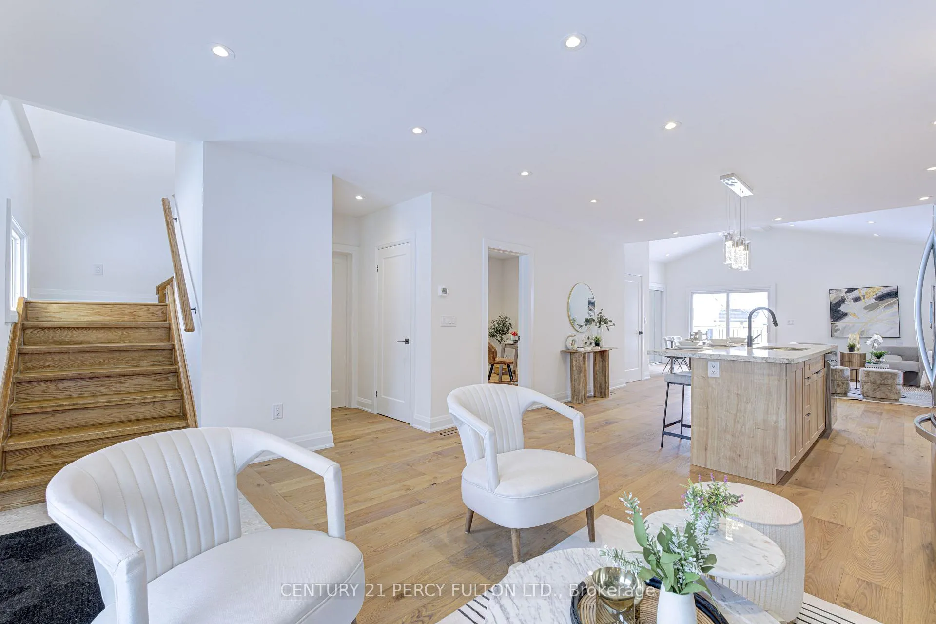 Photo 8 of 21 Nelson Avenue, Ajax, Central — HOMEH