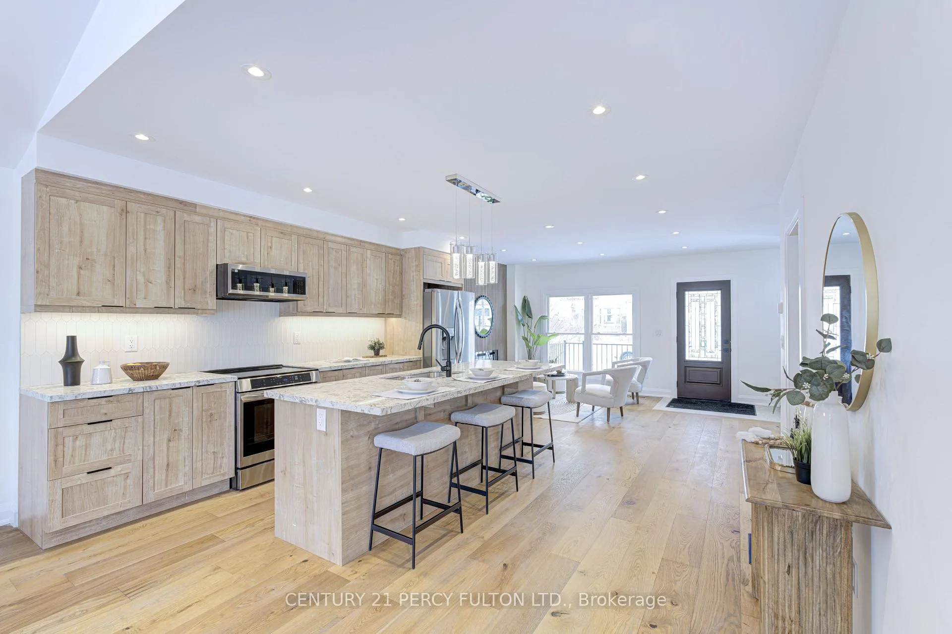 Photo 11 of 21 Nelson Avenue, Ajax, Central — HOMEH