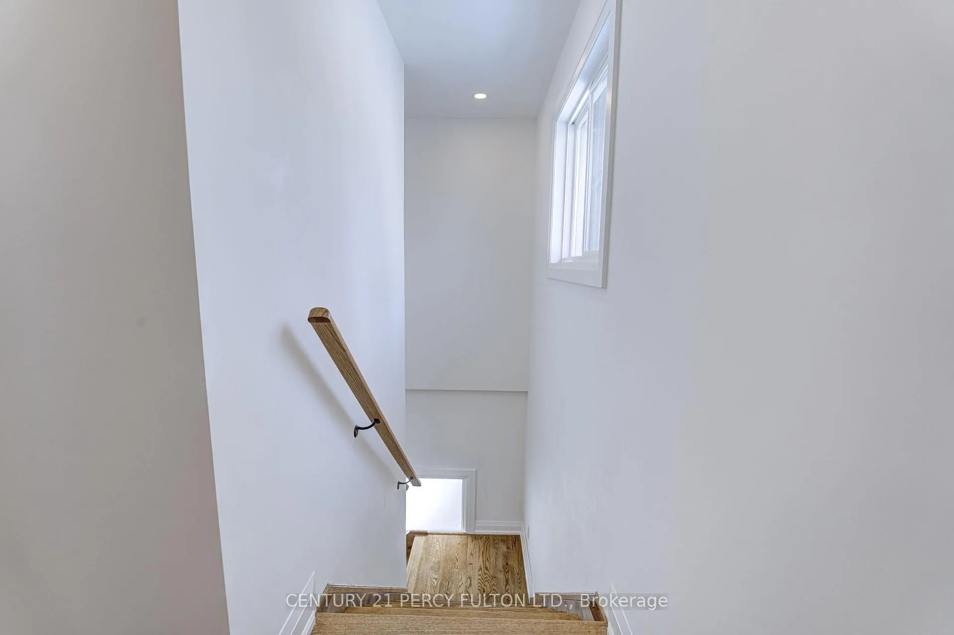 Photo 25 of 21 Nelson Avenue, Ajax, Central — HOMEH