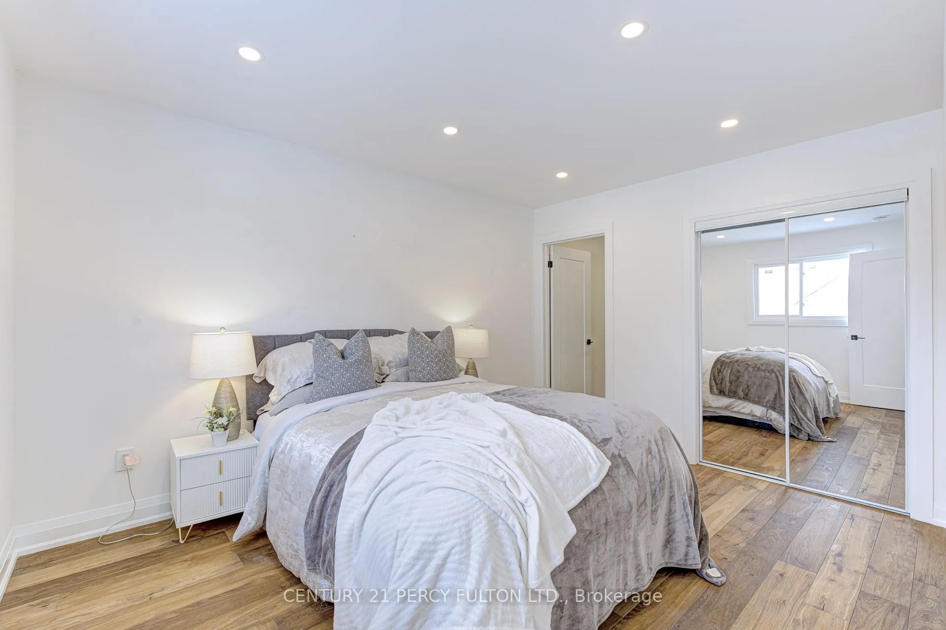 Photo 26 of 21 Nelson Avenue, Ajax, Central — HOMEH