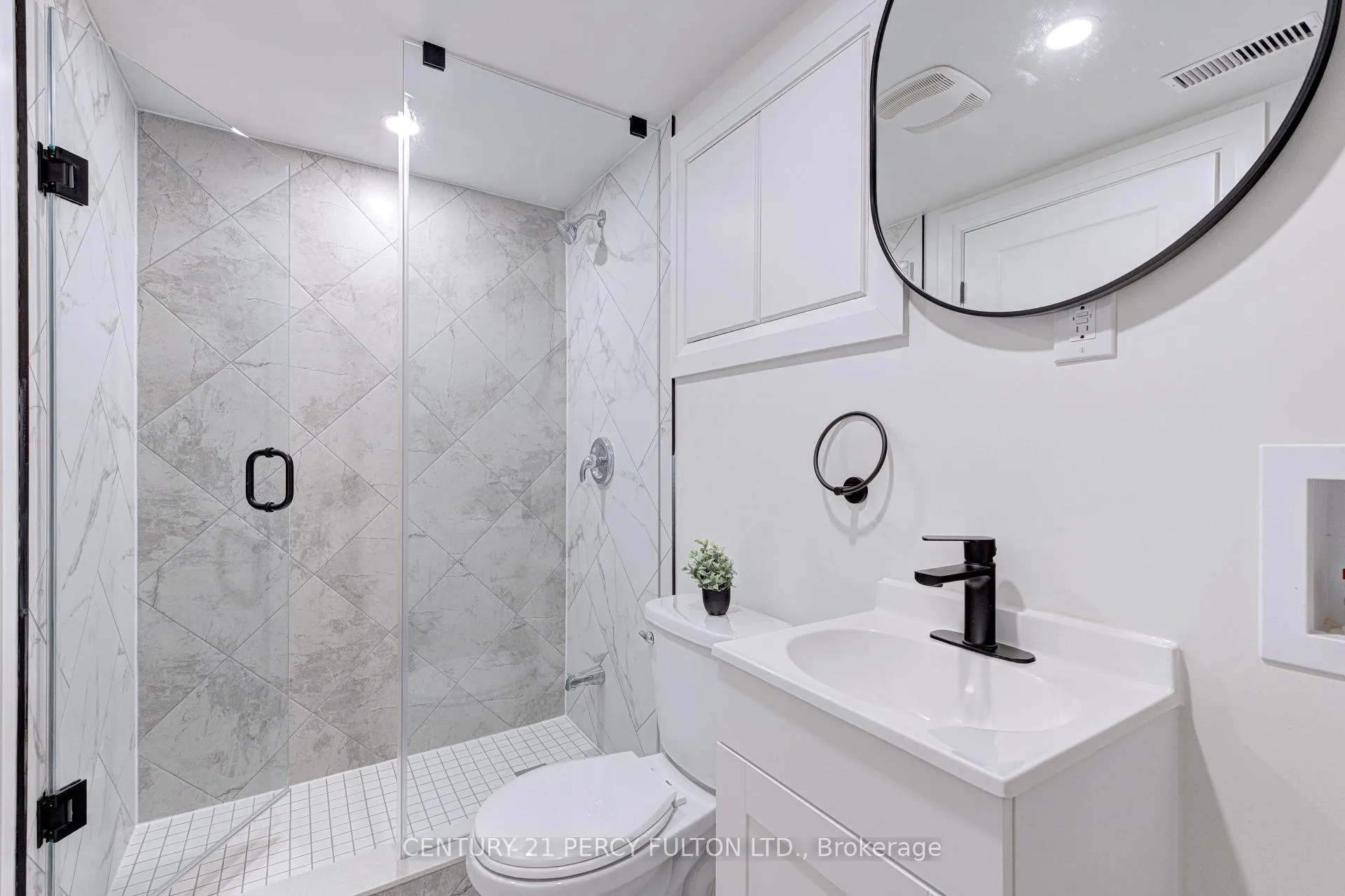 Photo 43 of 21 Nelson Avenue, Ajax, Central — HOMEH