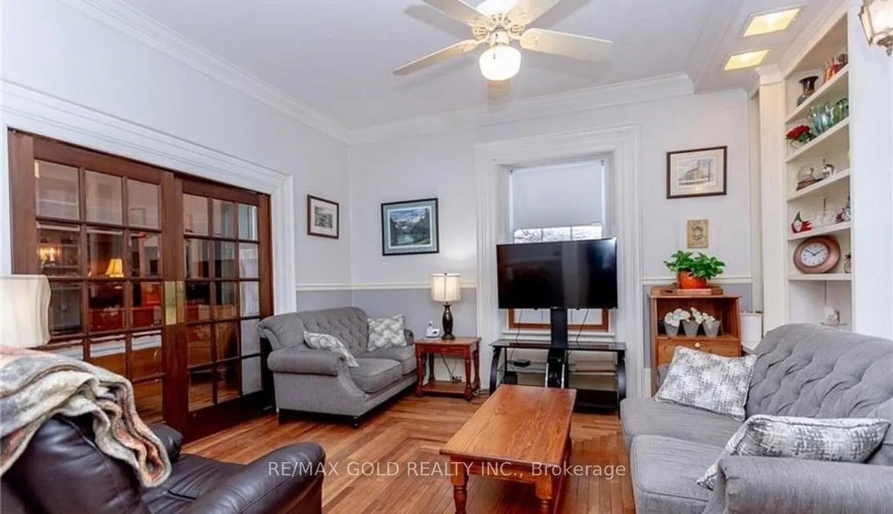 Photo 8 of 35 William Street, St. Thomas — HOMEH