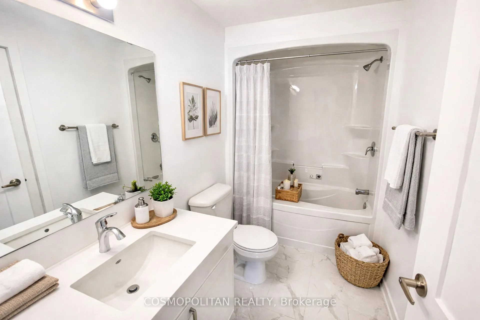 Photo 8 of Unit 335, 4263 Fourth Avenue, Niagara Falls, Downtown — HOMEH