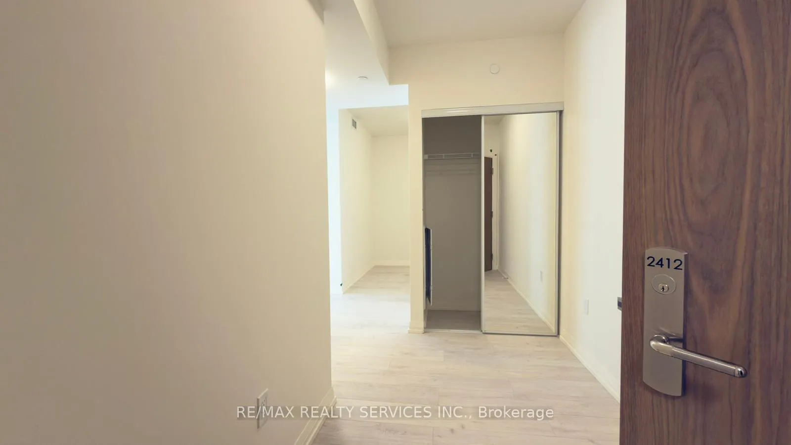 Photo 14 of Unit 2412, 27 Korda Gate, Vaughan, Concord — HOMEH