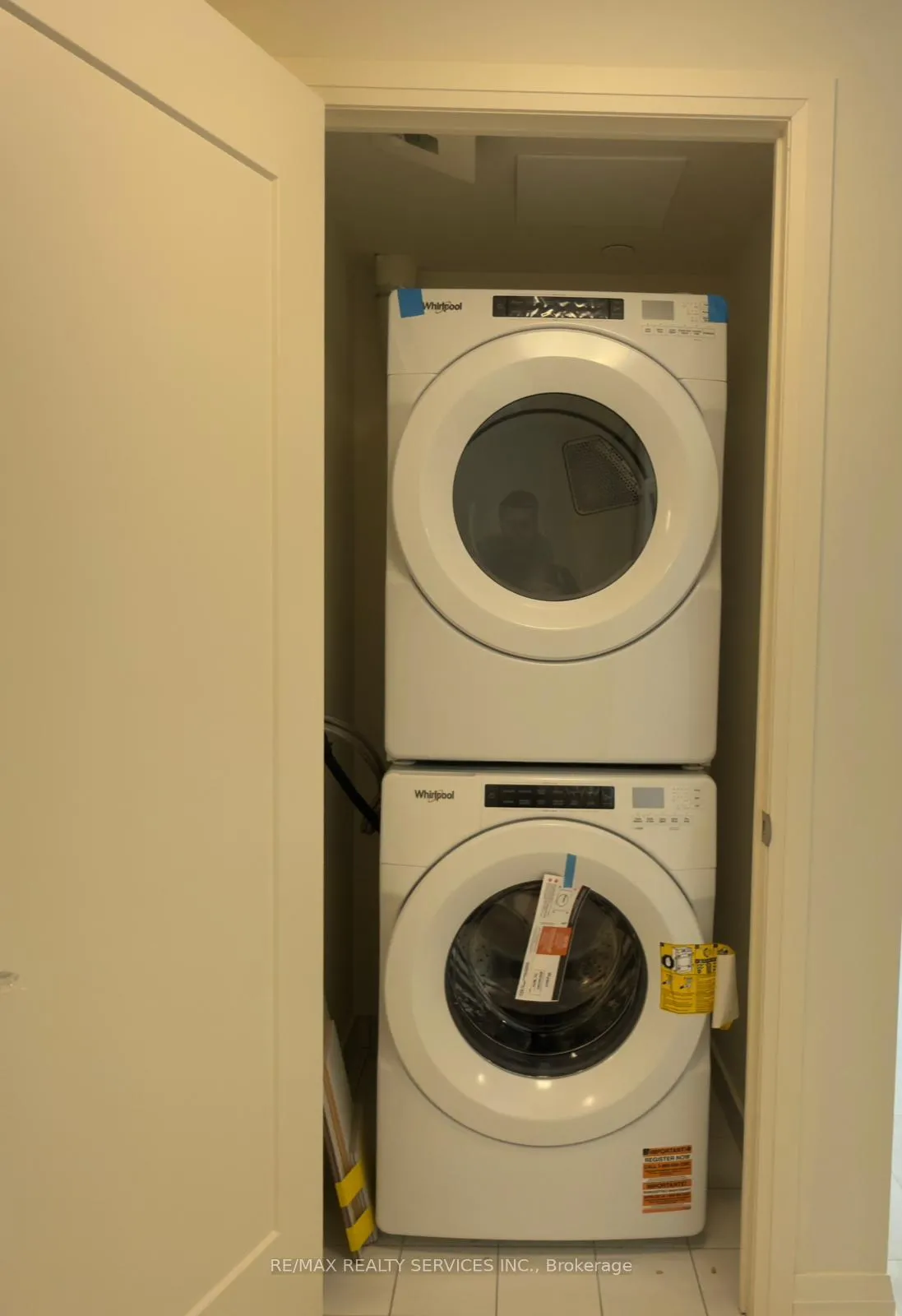 Photo 17 of Unit 2412, 27 Korda Gate, Vaughan, Concord — HOMEH