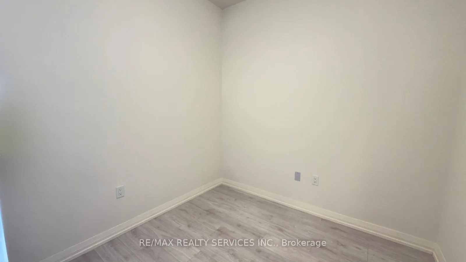 Photo 18 of Unit 2412, 27 Korda Gate, Vaughan, Concord — HOMEH