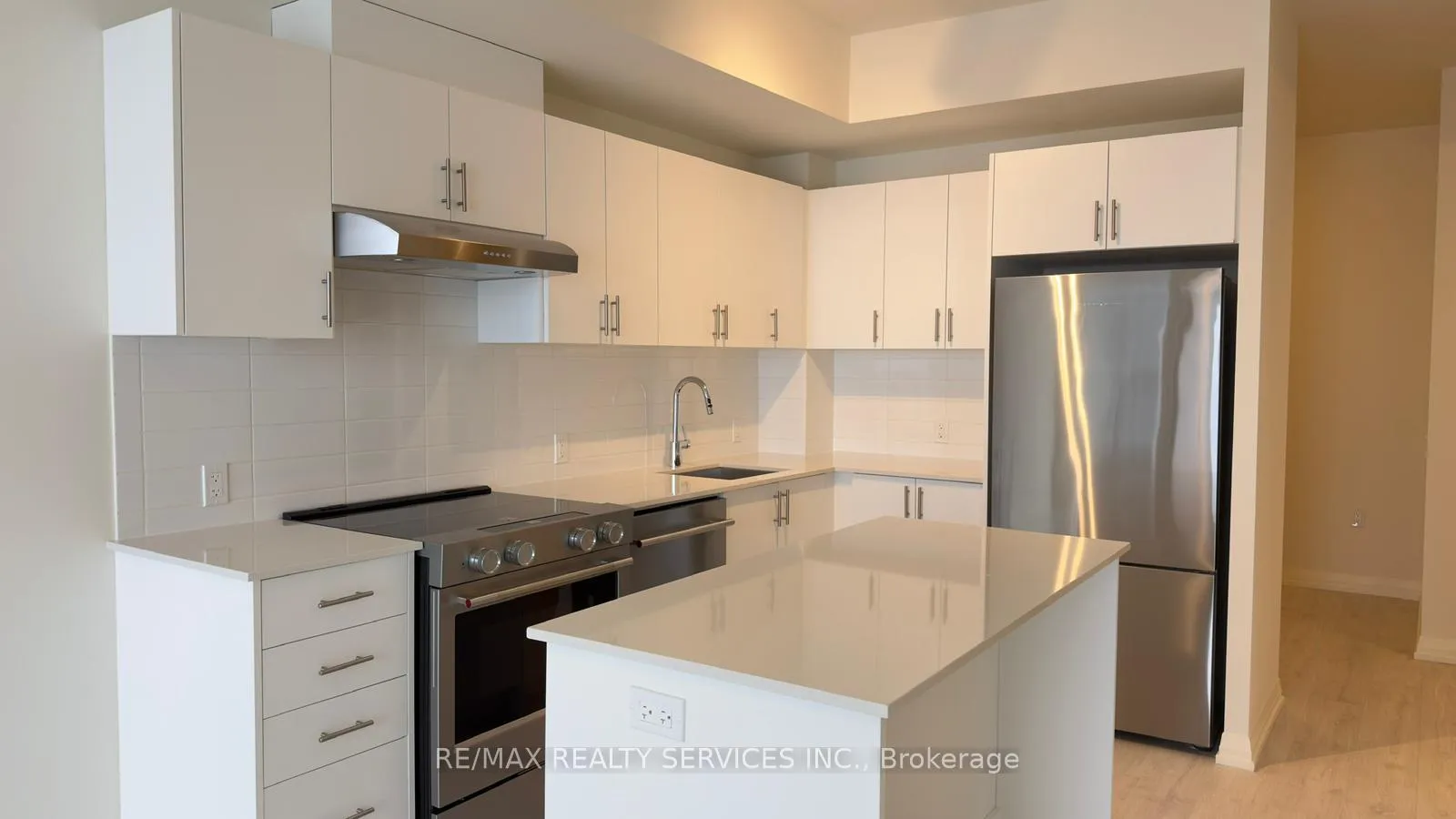 Photo 21 of Unit 2412, 27 Korda Gate, Vaughan, Concord — HOMEH