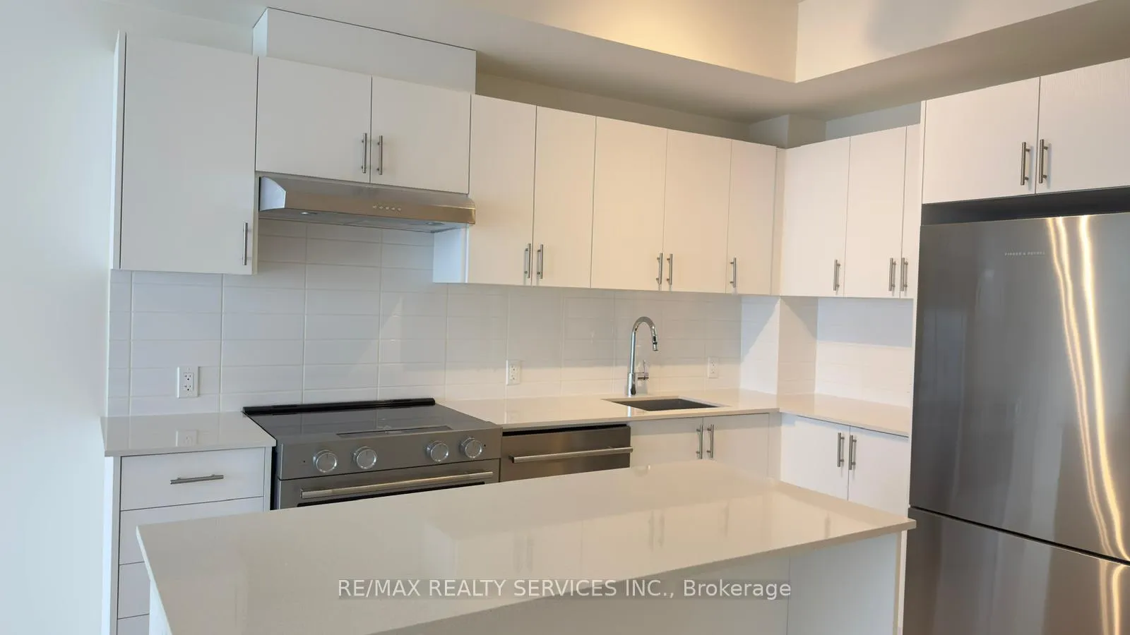 Photo 22 of Unit 2412, 27 Korda Gate, Vaughan, Concord — HOMEH