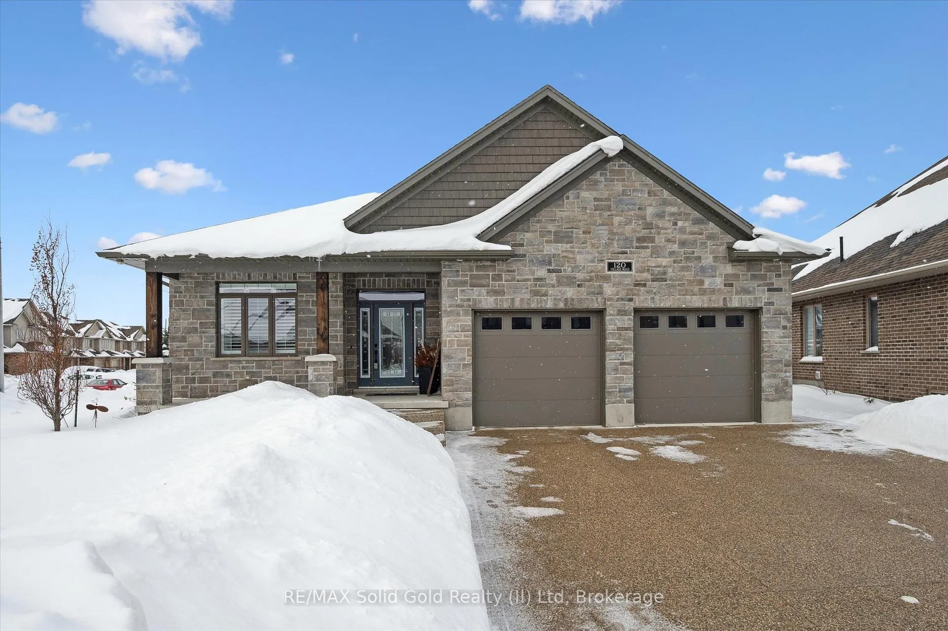 Photo 1 of 120 Village Road, Wellesley — HOMEH