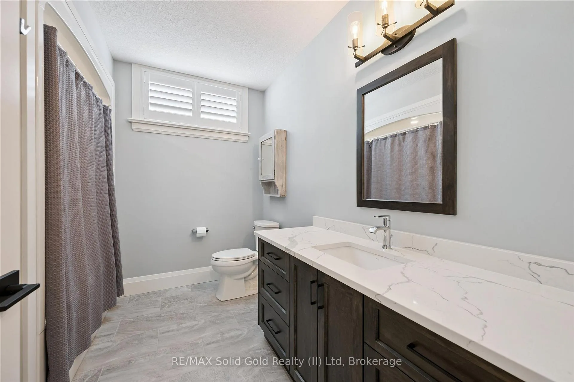 Photo 34 of 120 Village Road, Wellesley — HOMEH