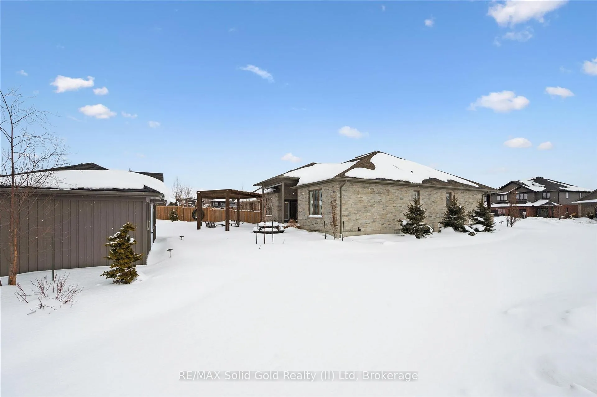 Photo 37 of 120 Village Road, Wellesley — HOMEH
