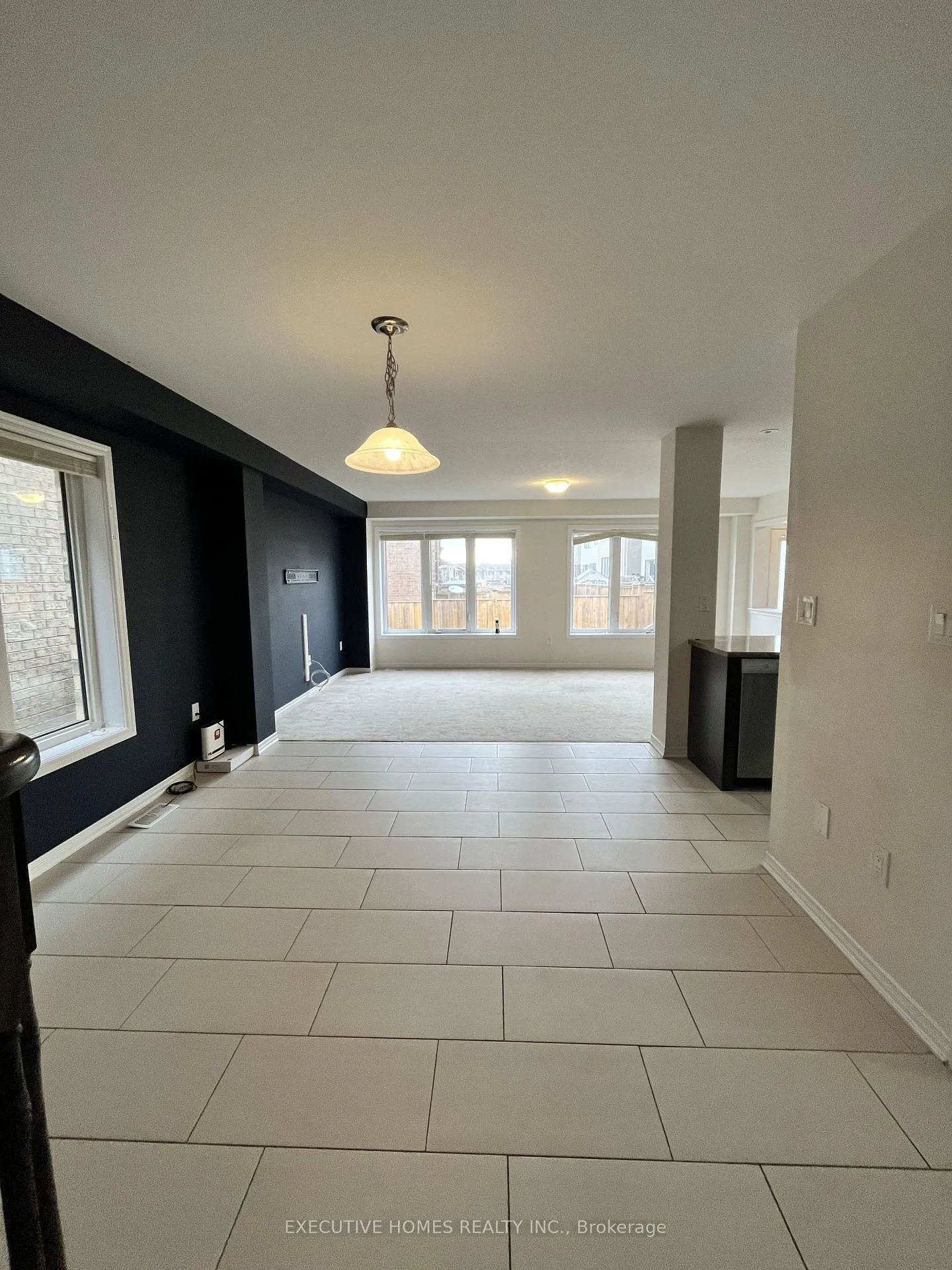 Photo 2 of 51 Thompson Road, Haldimand — HOMEH