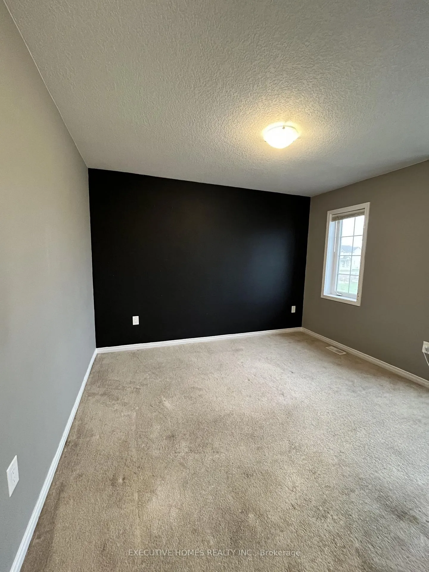 Photo 17 of 51 Thompson Road, Haldimand — HOMEH