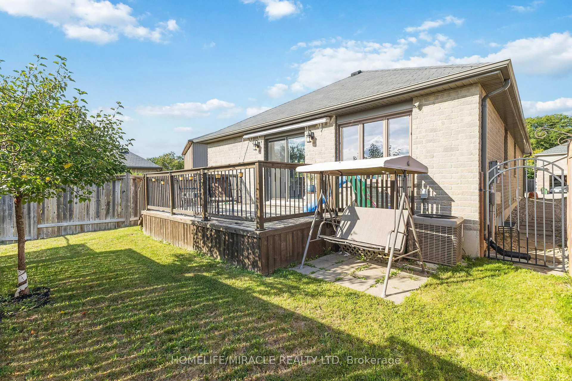 Photo 42 of Unit 2, 70 Tanoak Drive, London, North E — HOMEH