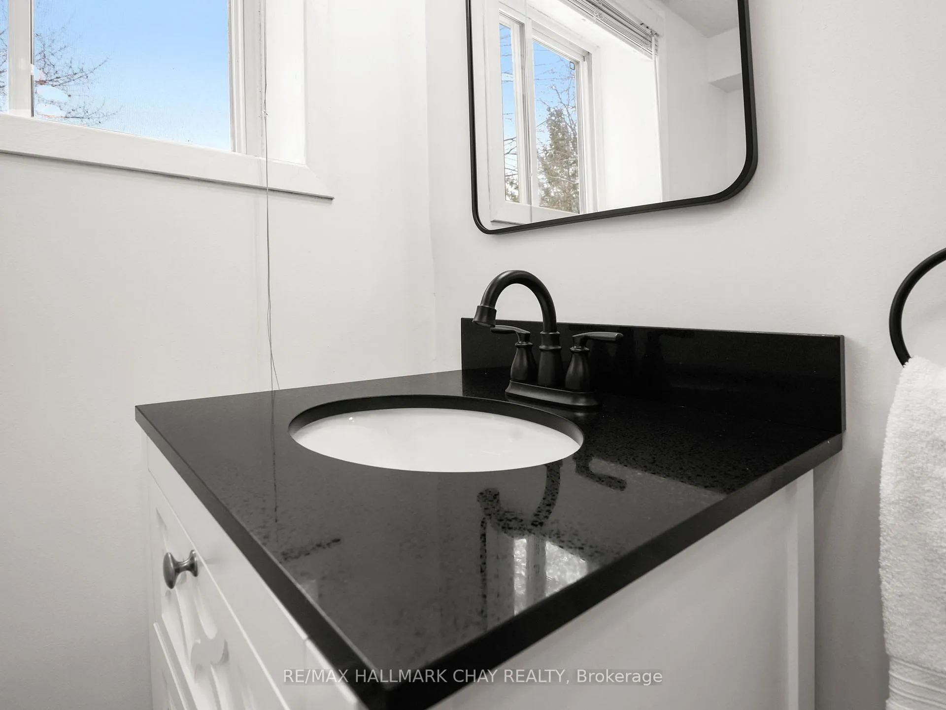 Photo 24 of 1 Pine River Crescent, Mulmur, Rural Mulmur — HOMEH