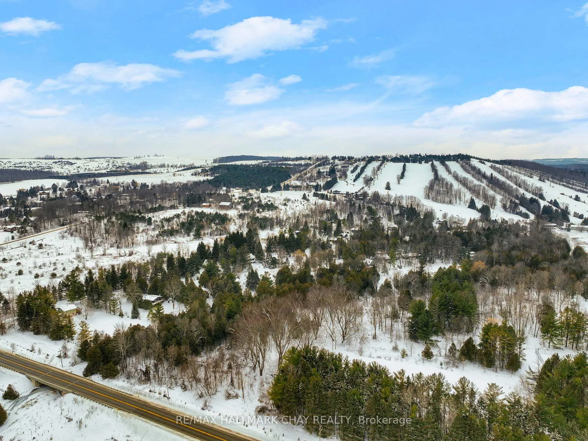 Photo 34 of 1 Pine River Crescent, Mulmur, Rural Mulmur — HOMEH