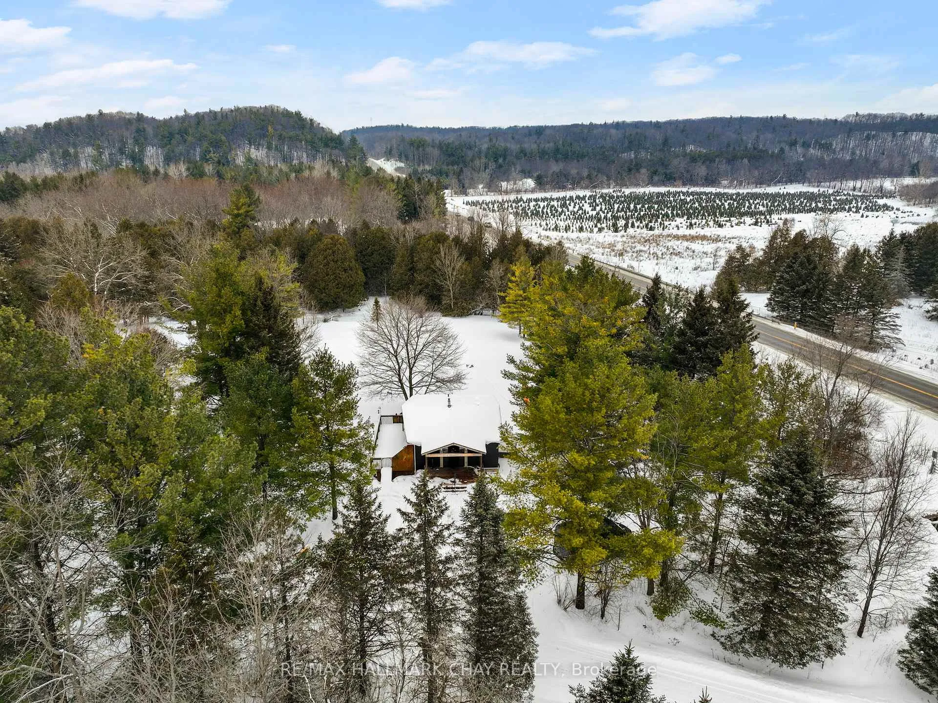 Photo 41 of 1 Pine River Crescent, Mulmur, Rural Mulmur — HOMEH