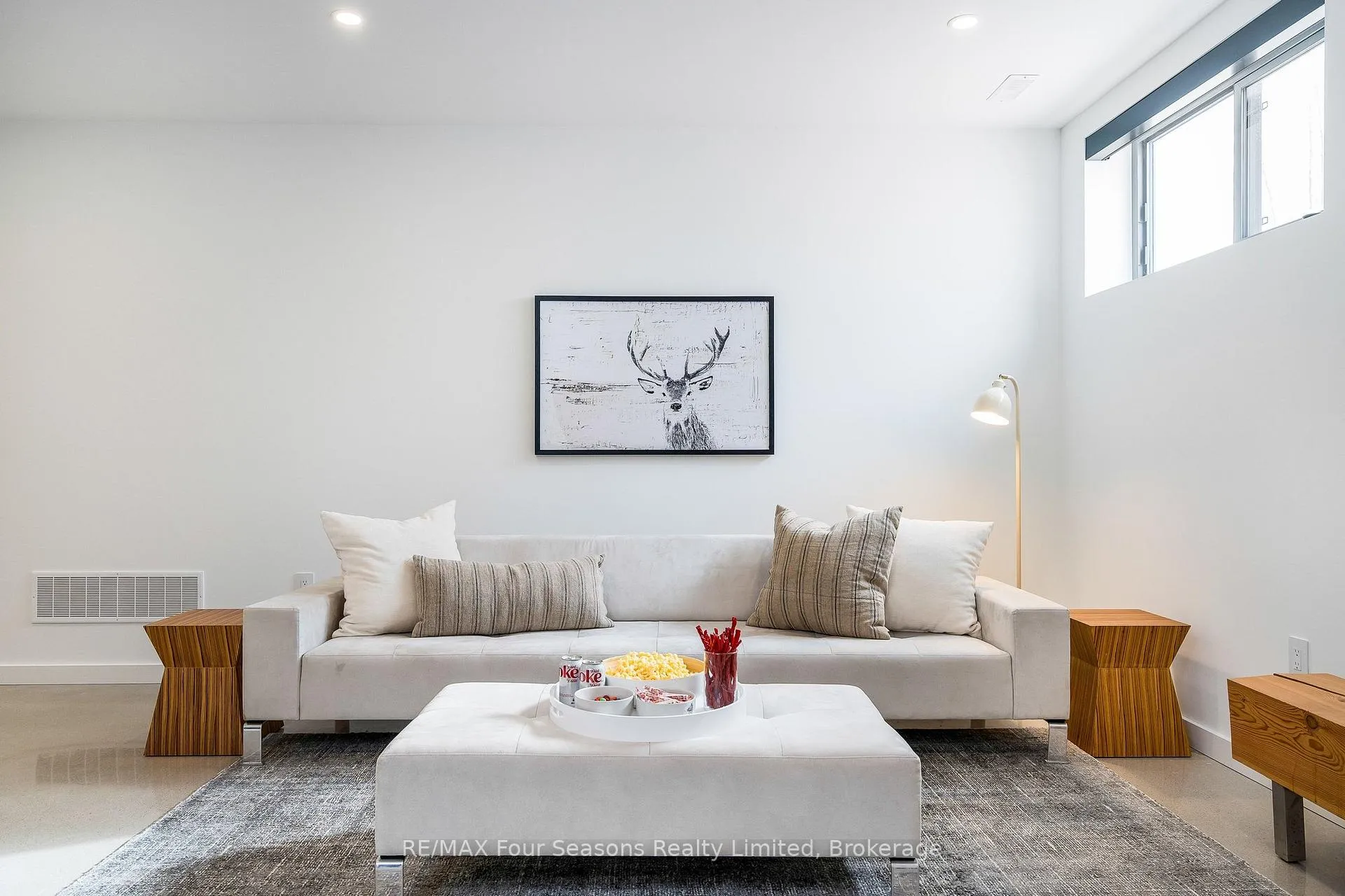Photo 28 of 126 Courchevel Crescent, Blue Mountains — HOMEH