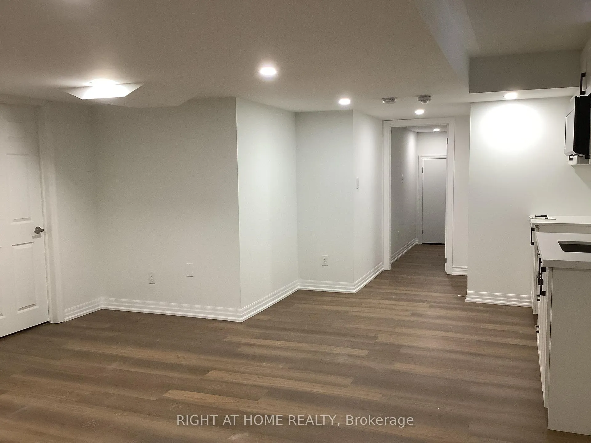 Photo 7 of Unit Basement, 14 Connell Drive, Georgina, Keswick North — HOMEH