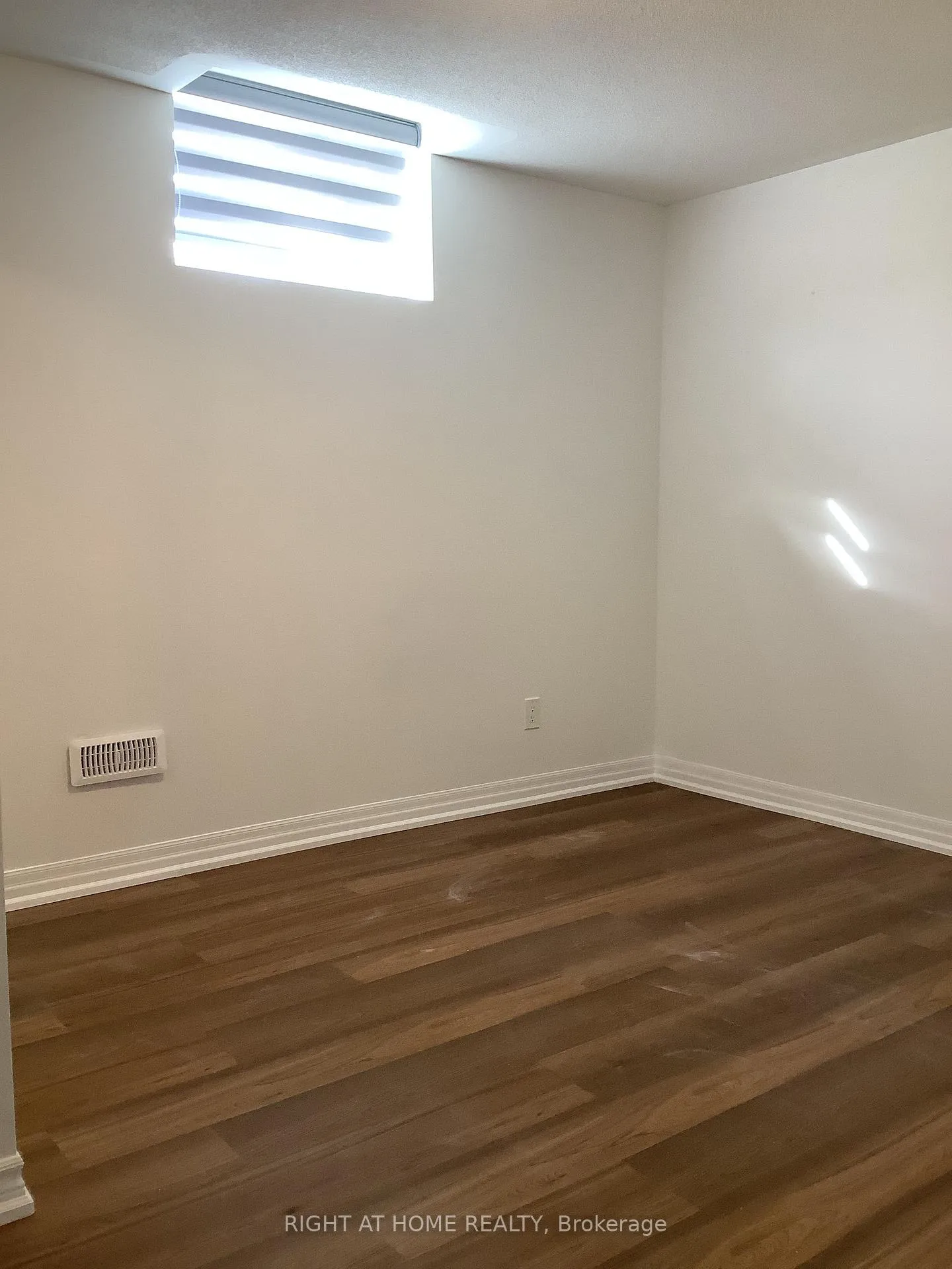 Photo 9 of Unit Basement, 14 Connell Drive, Georgina, Keswick North — HOMEH