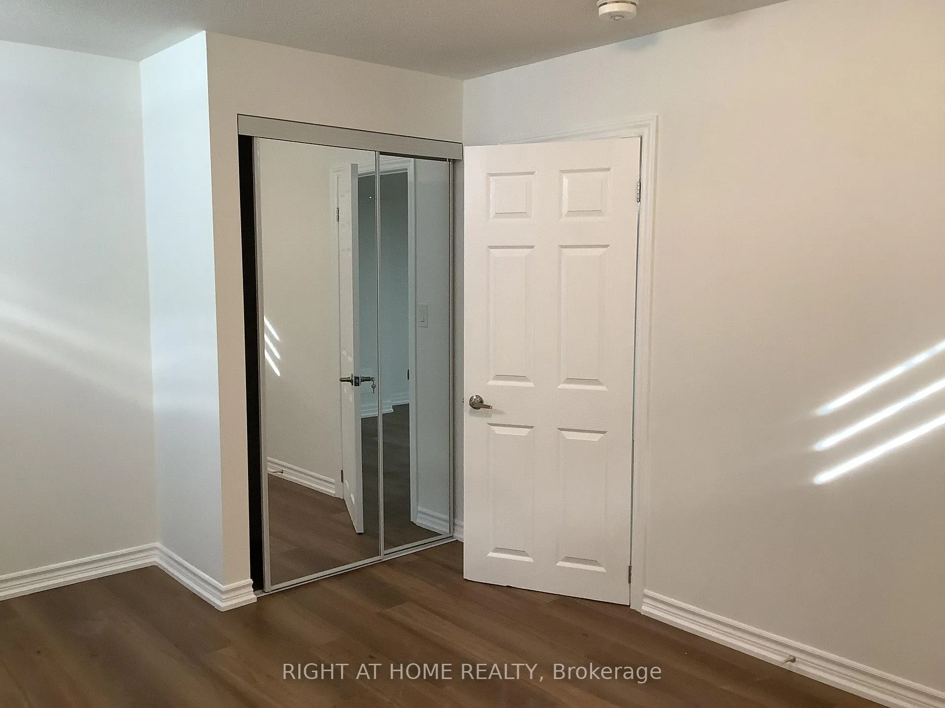 Photo 10 of Unit Basement, 14 Connell Drive, Georgina, Keswick North — HOMEH