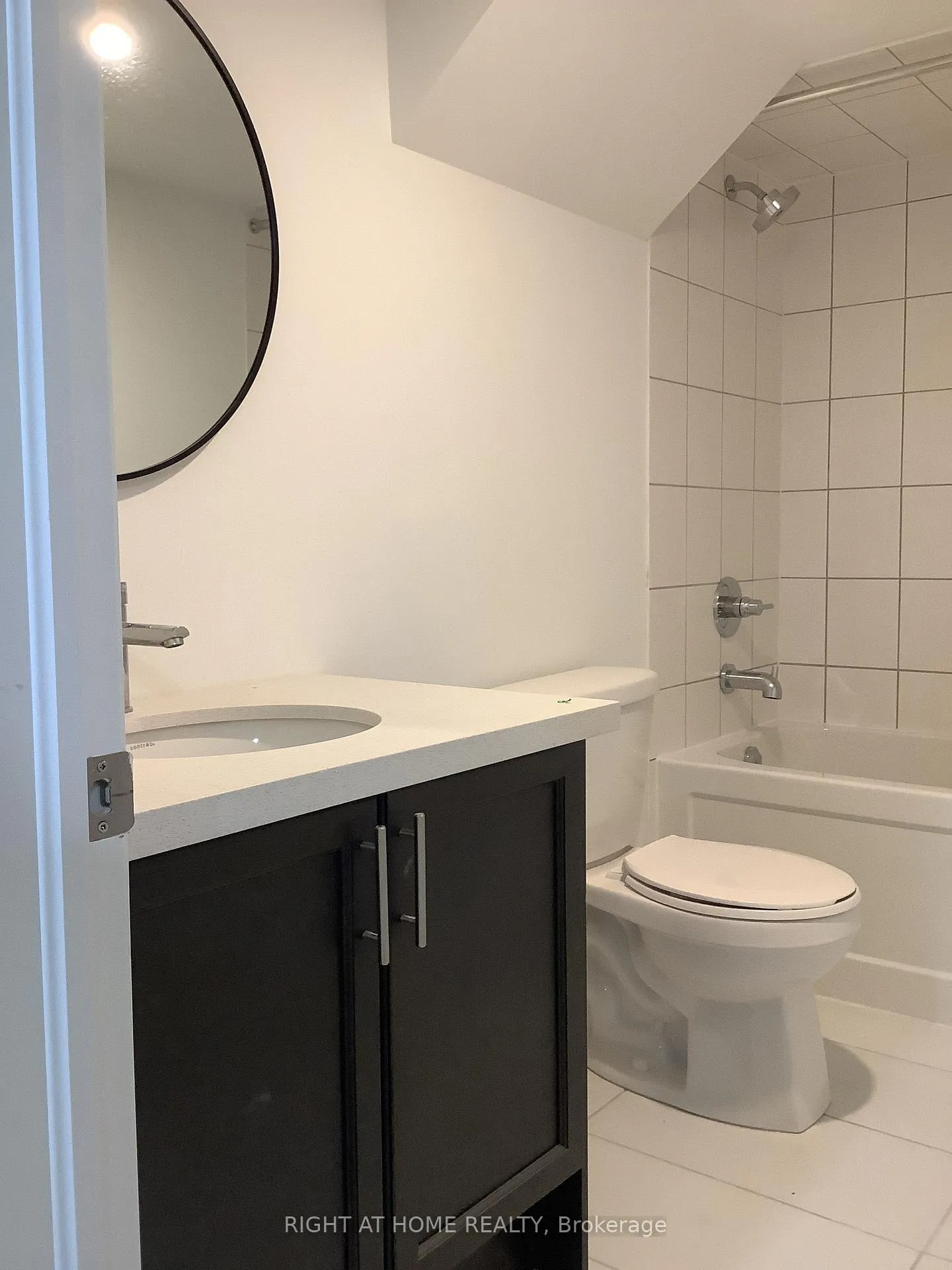 Photo 12 of Unit Basement, 14 Connell Drive, Georgina, Keswick North — HOMEH