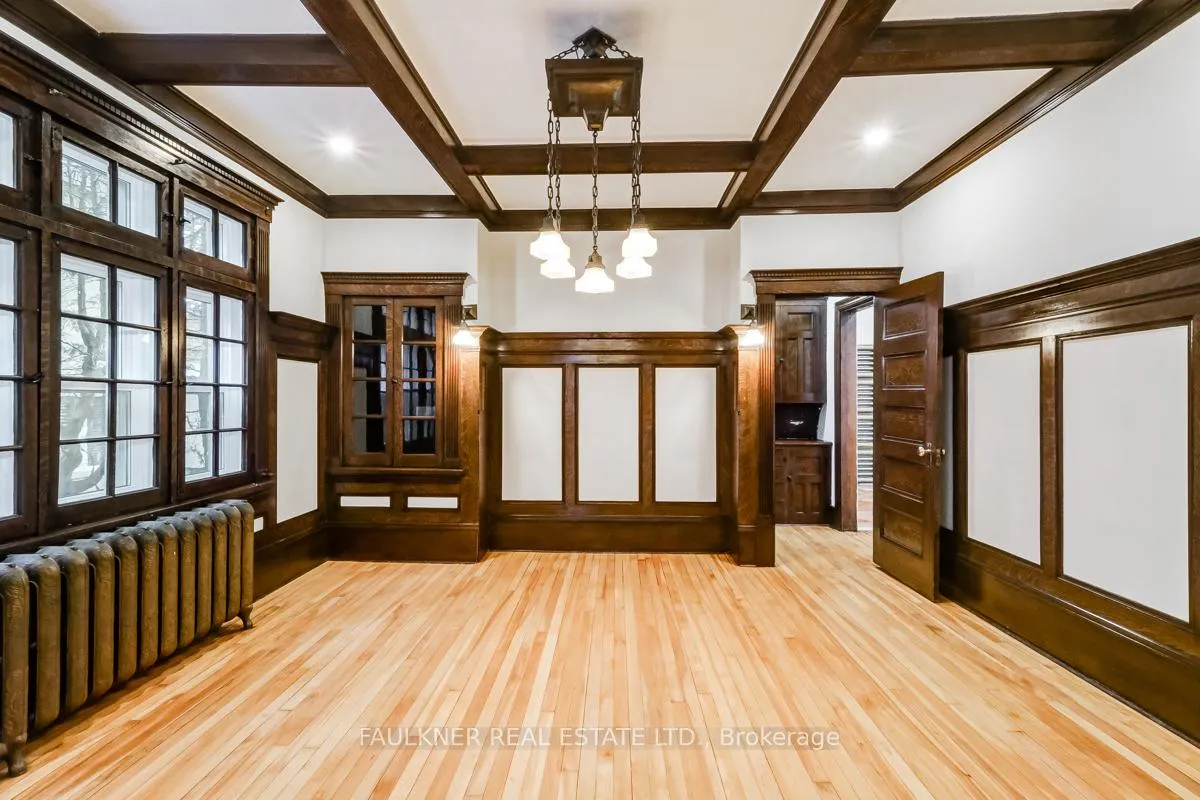 Photo 12 of 724 Echo Drive, Ottawa, Old Ottawa South — HOMEH