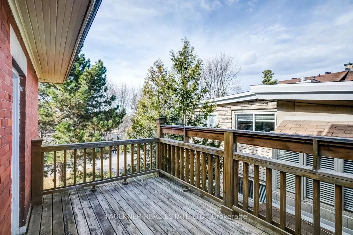 Photo 32 of 724 Echo Drive, Ottawa, Old Ottawa South — HOMEH