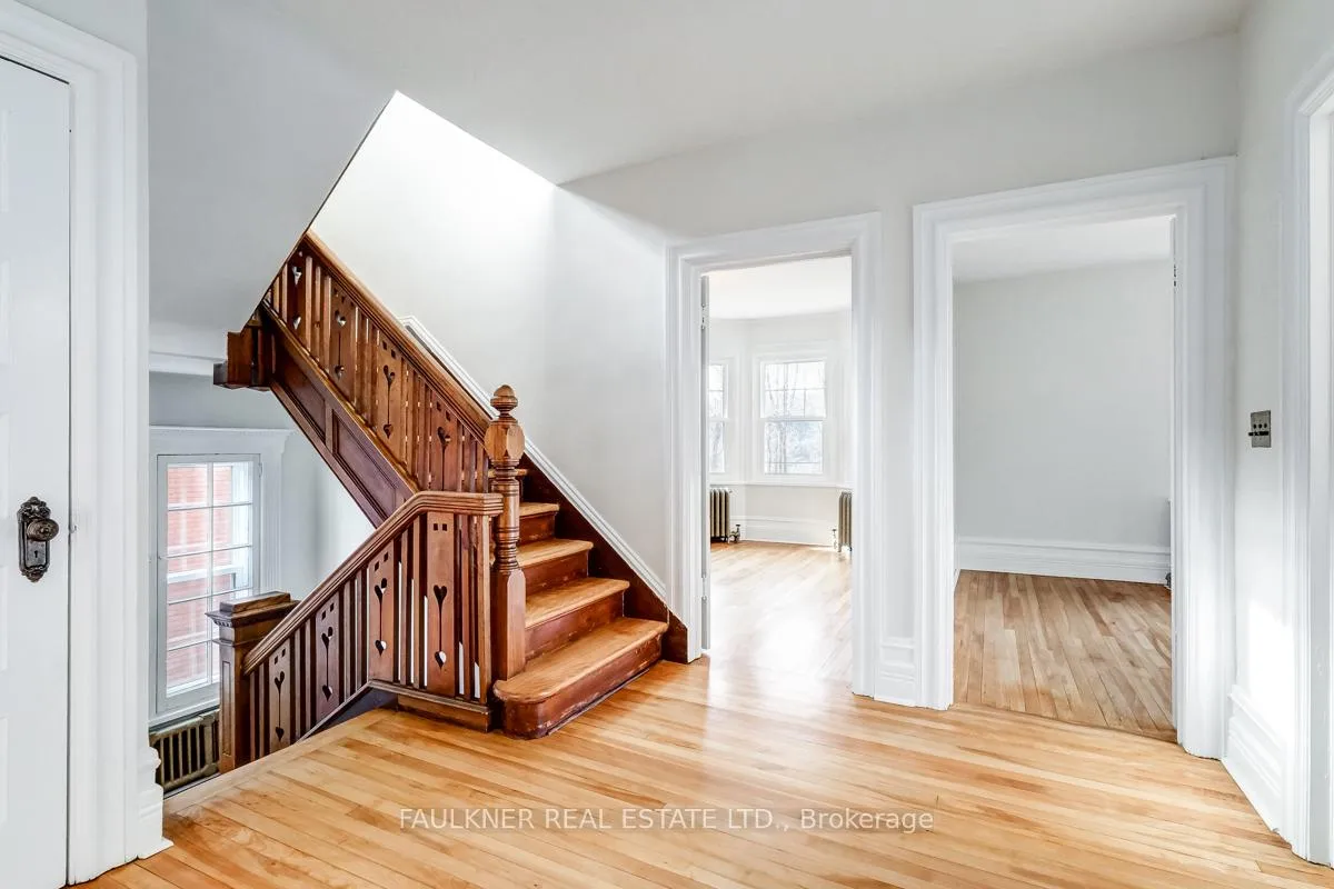 Photo 36 of 724 Echo Drive, Ottawa, Old Ottawa South — HOMEH
