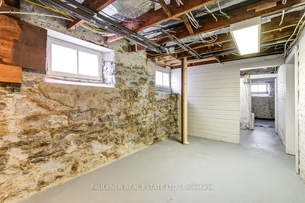 Photo 42 of 724 Echo Drive, Ottawa, Old Ottawa South — HOMEH