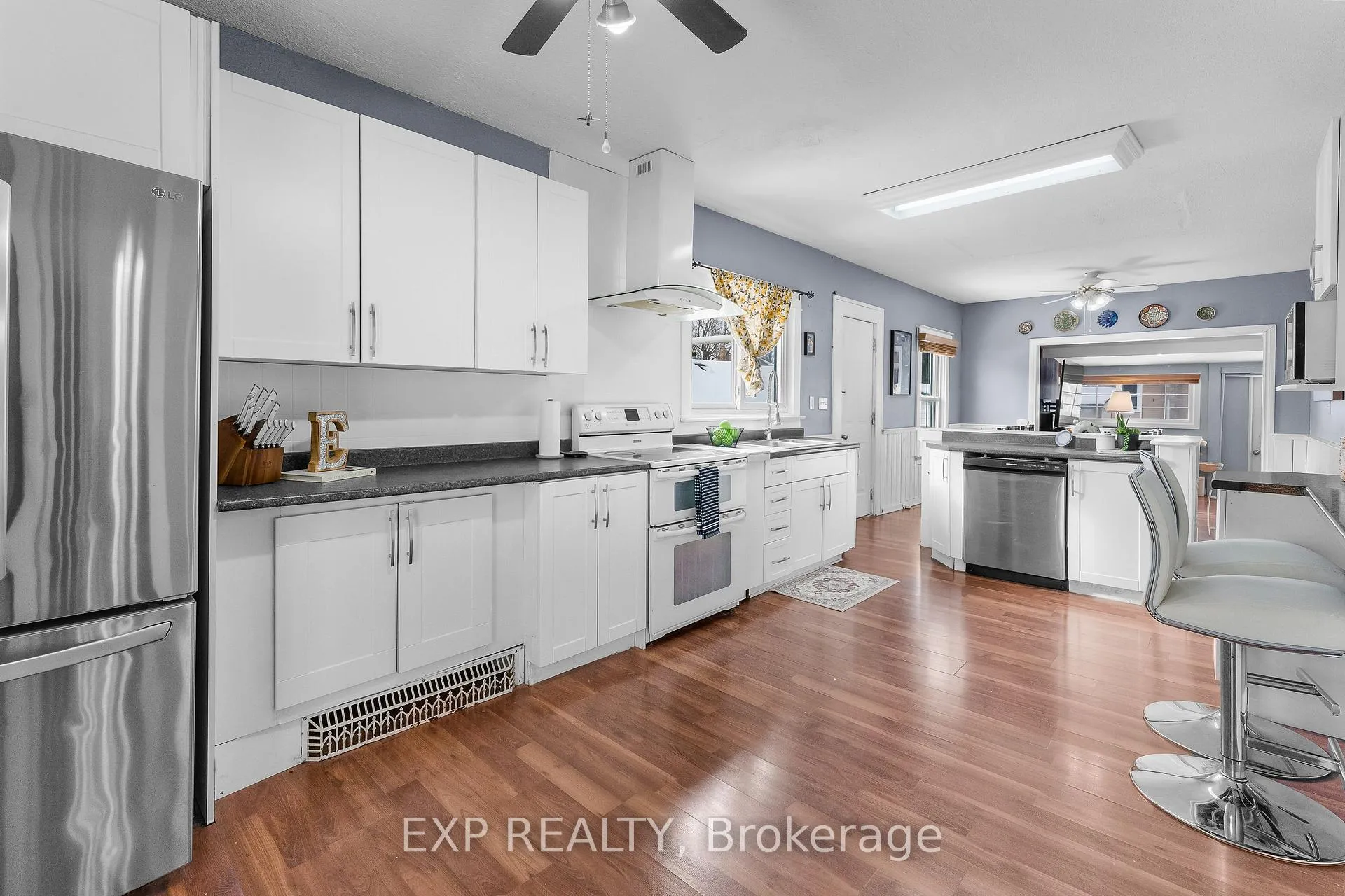 Photo 6 of 129 Beech Street, St. Catharines, Downtown — HOMEH
