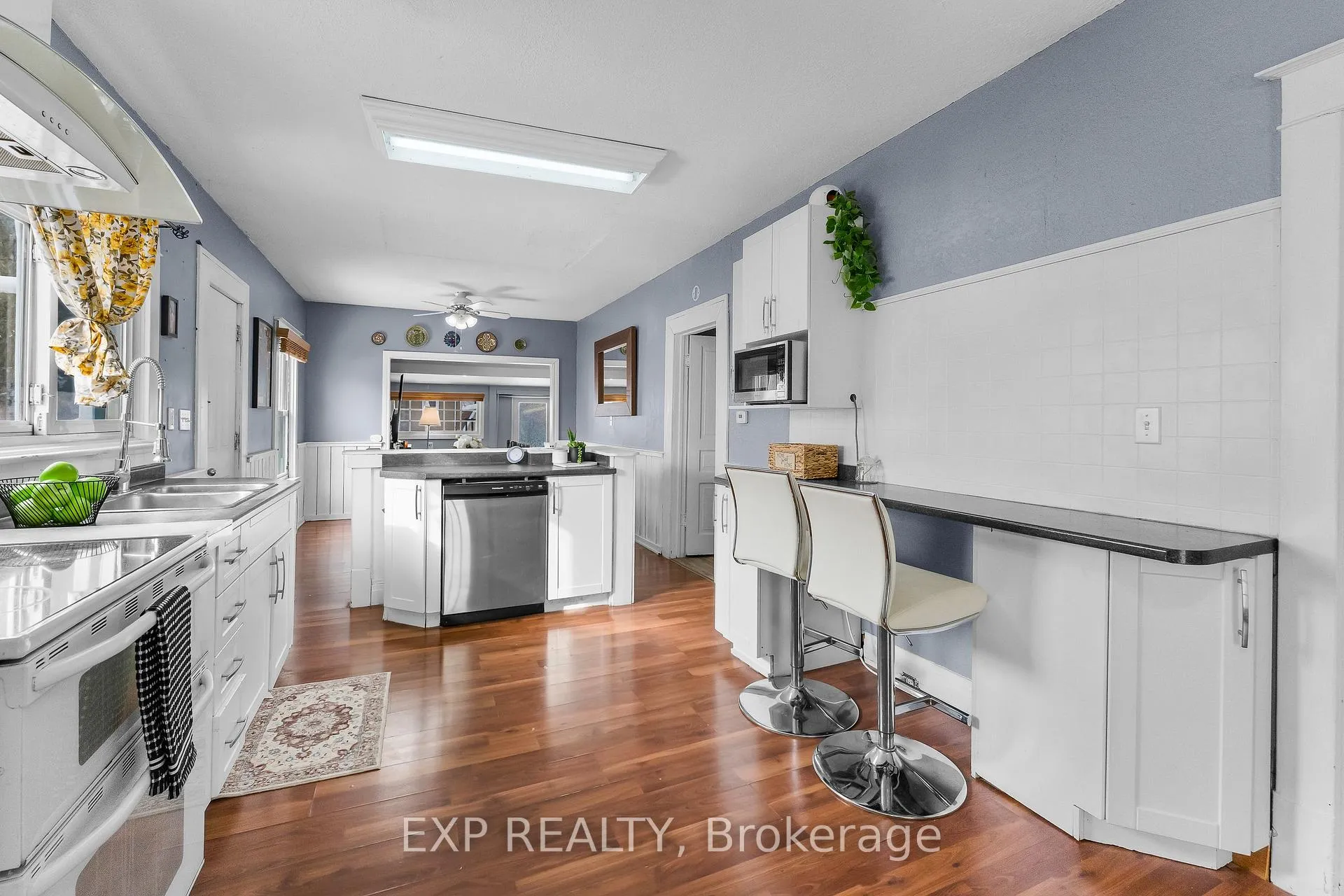 Photo 8 of 129 Beech Street, St. Catharines, Downtown — HOMEH