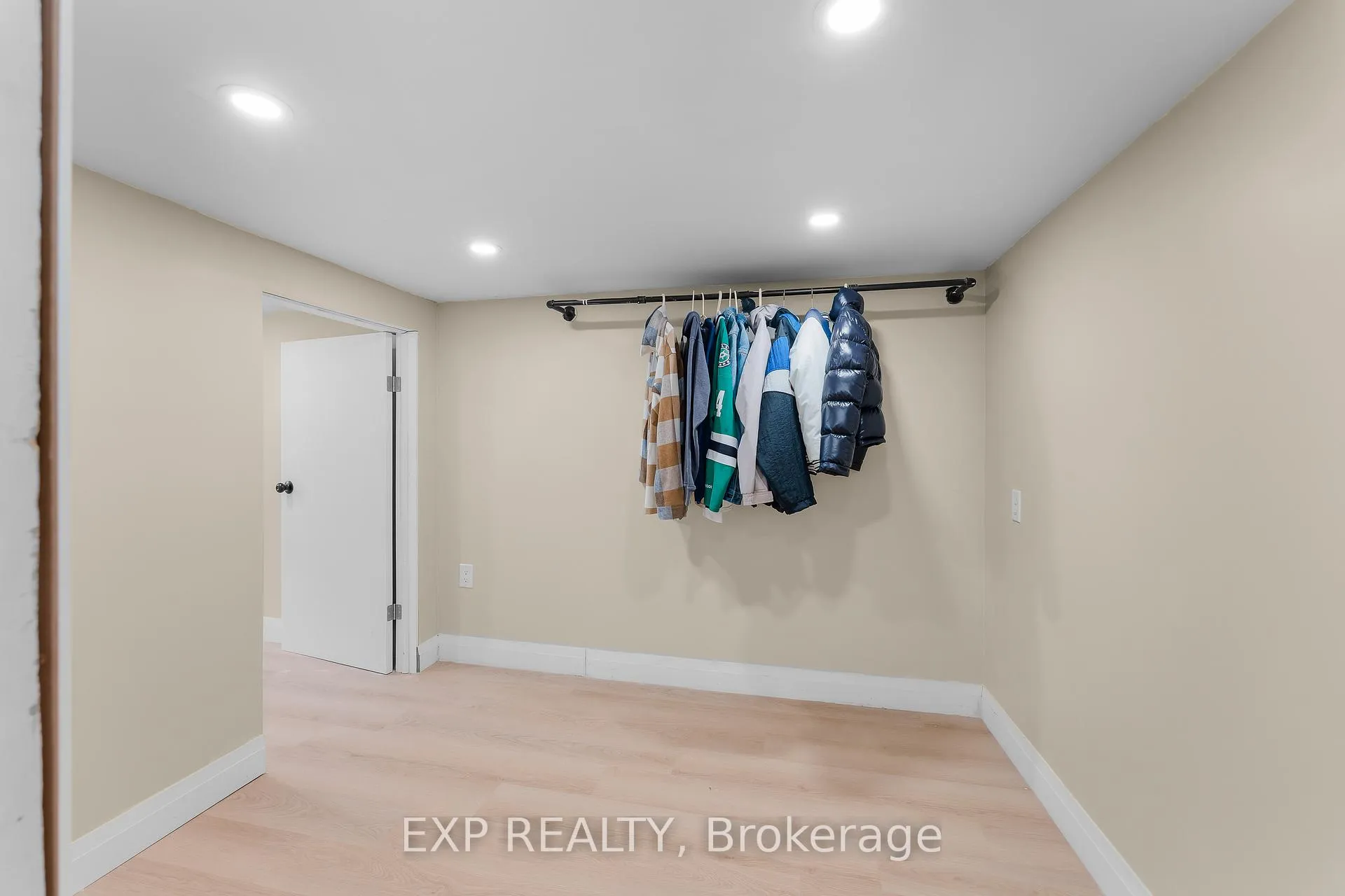Photo 23 of 129 Beech Street, St. Catharines, Downtown — HOMEH