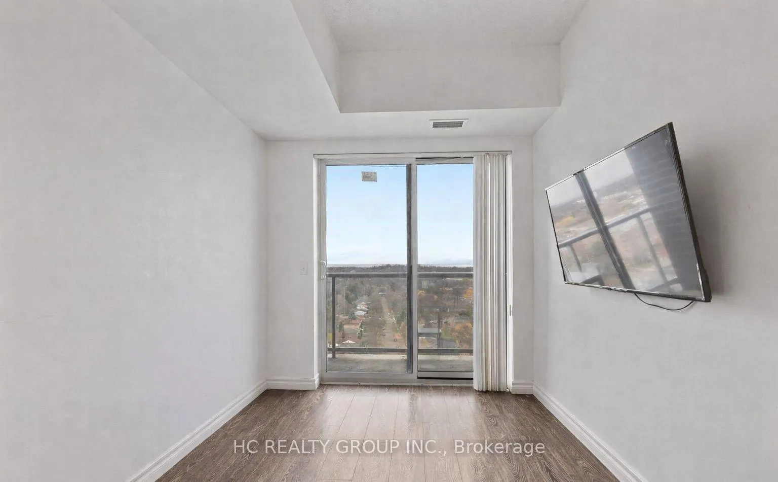 Photo 7 of Unit 1602, 158 king Street, Waterloo — HOMEH