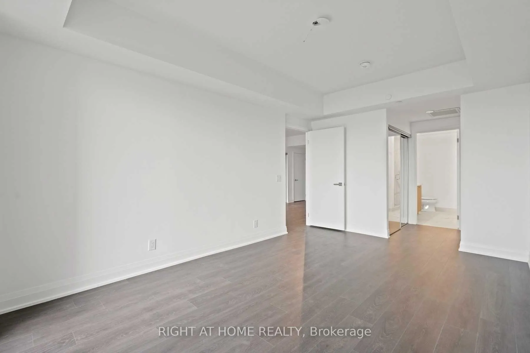 Photo 10 of Unit 812, 33 Frederick Todd Way, Toronto, Thorncliffe Park — HOMEH