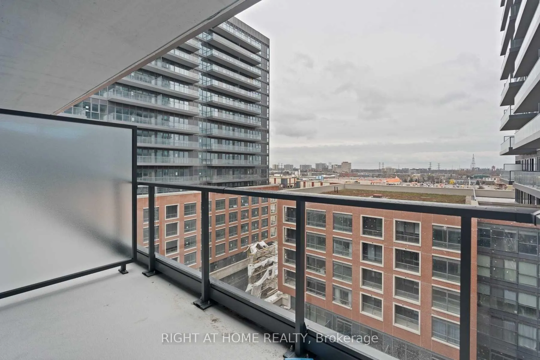 Photo 14 of Unit 812, 33 Frederick Todd Way, Toronto, Thorncliffe Park — HOMEH
