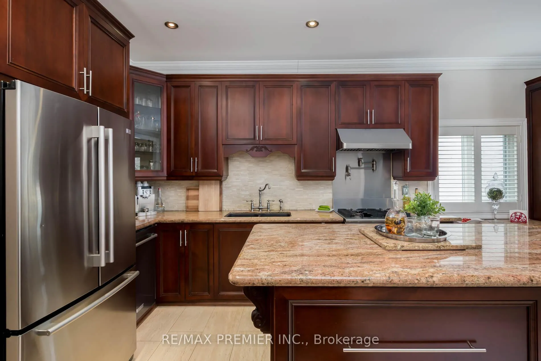 Photo 15 of 128 Clarence Street, Vaughan, West Woodbridge — HOMEH