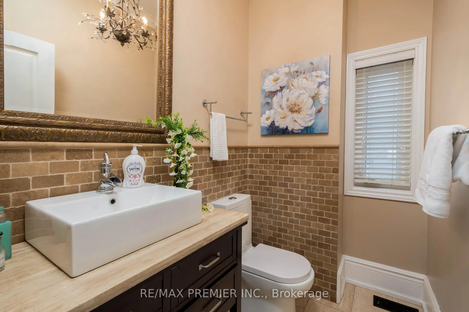 Photo 20 of 128 Clarence Street, Vaughan, West Woodbridge — HOMEH