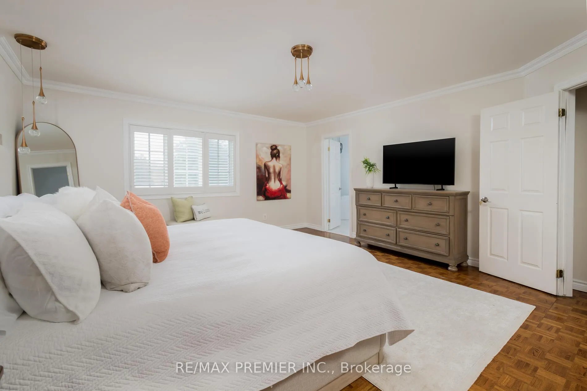 Photo 23 of 128 Clarence Street, Vaughan, West Woodbridge — HOMEH