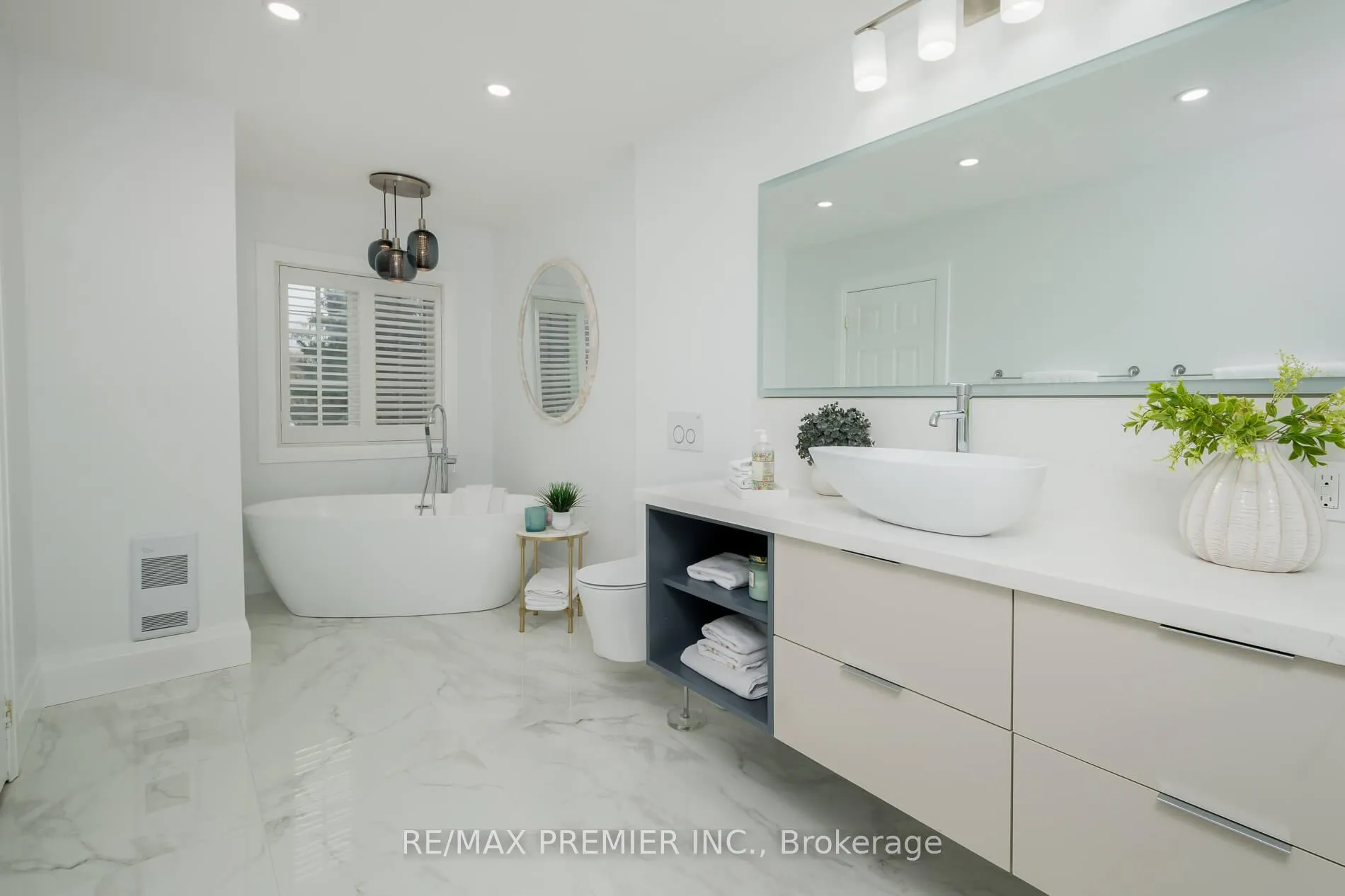 Photo 25 of 128 Clarence Street, Vaughan, West Woodbridge — HOMEH