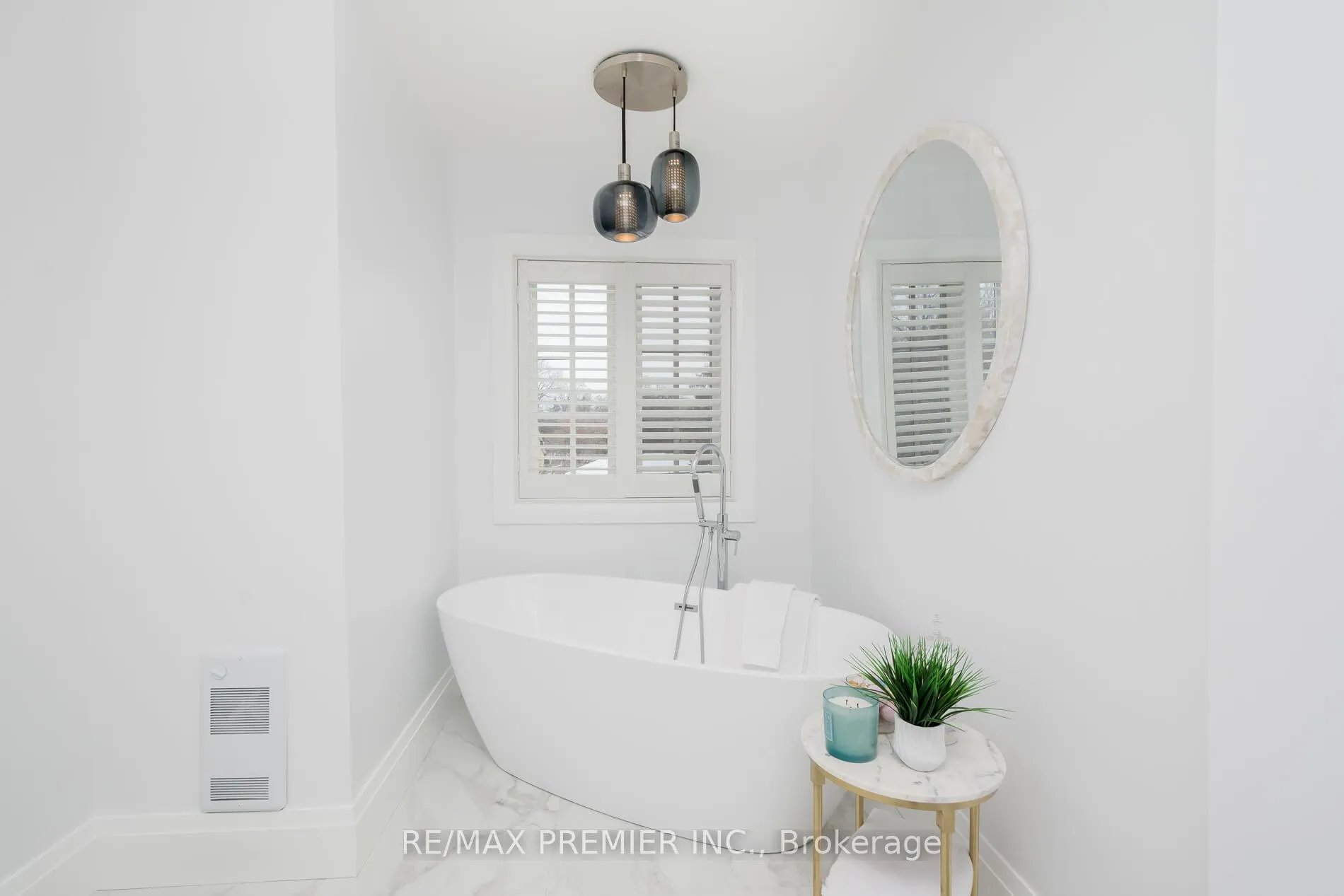 Photo 27 of 128 Clarence Street, Vaughan, West Woodbridge — HOMEH