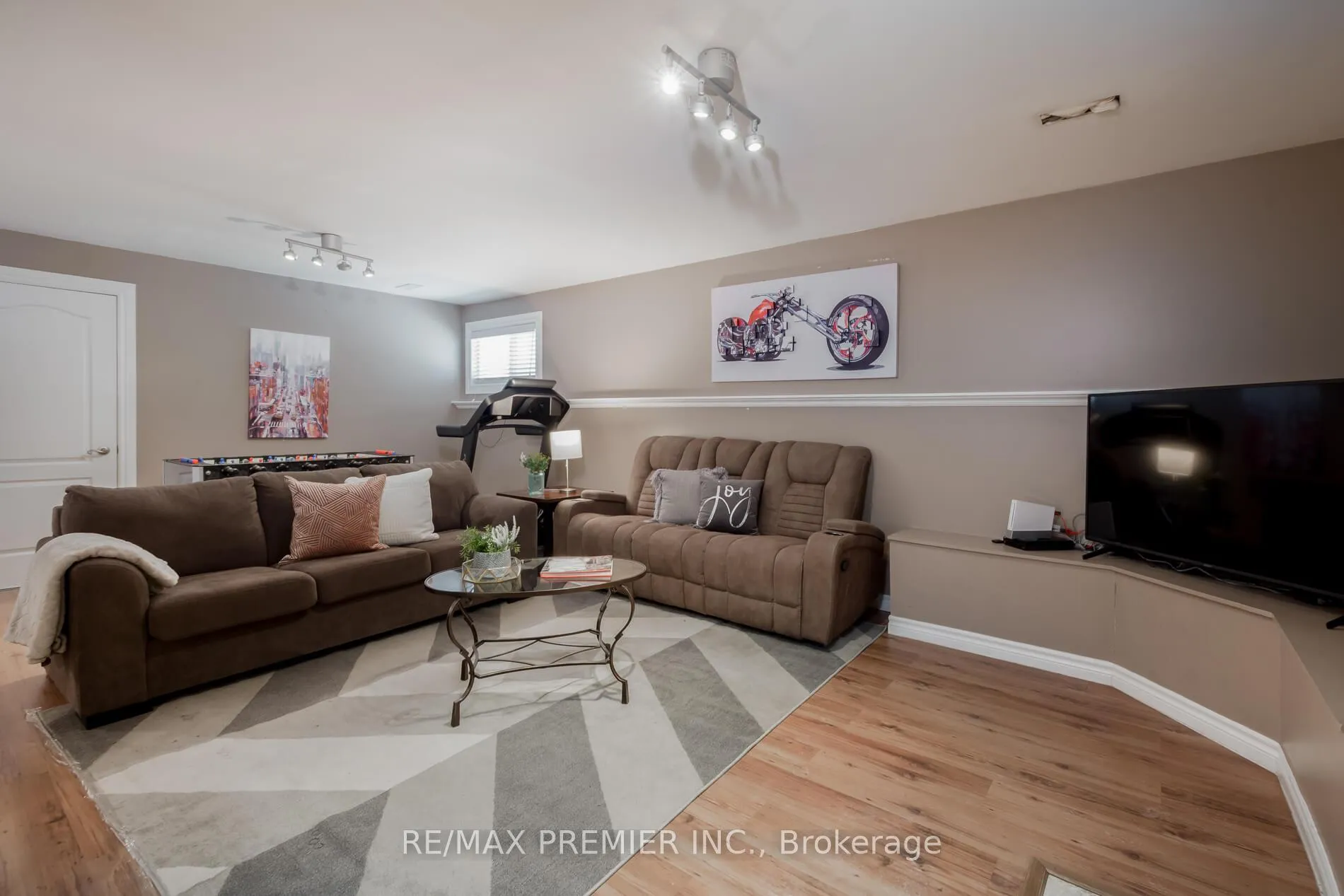 Photo 34 of 128 Clarence Street, Vaughan, West Woodbridge — HOMEH