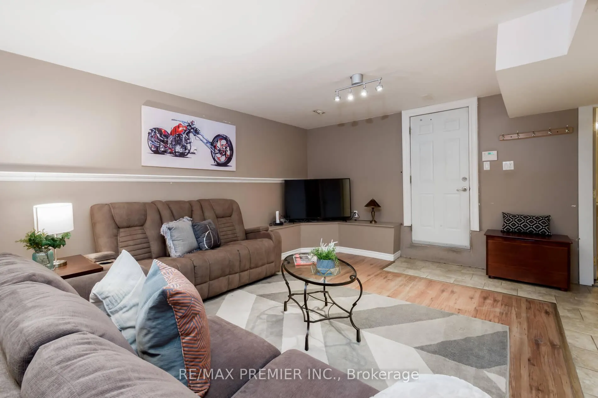 Photo 35 of 128 Clarence Street, Vaughan, West Woodbridge — HOMEH