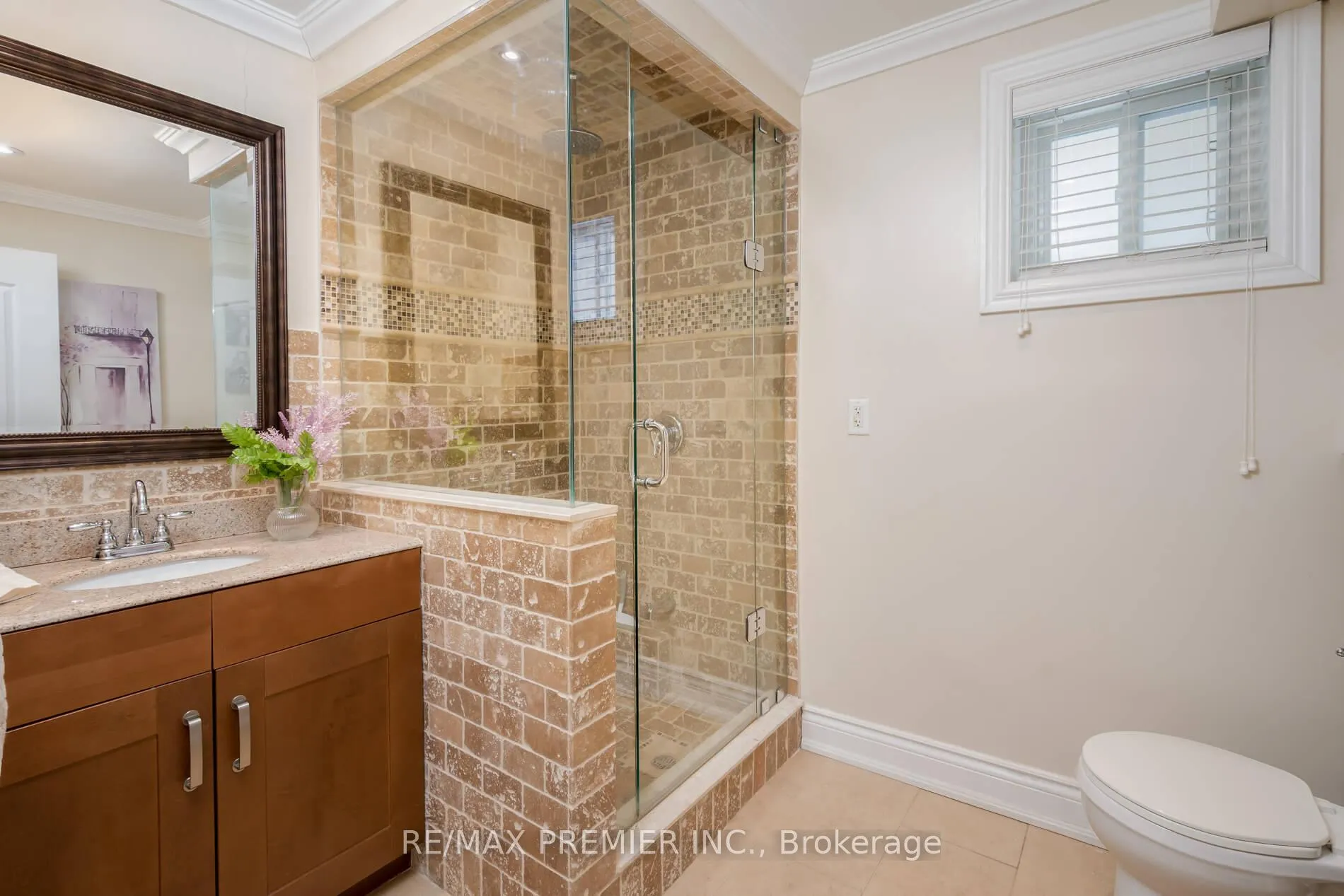 Photo 39 of 128 Clarence Street, Vaughan, West Woodbridge — HOMEH
