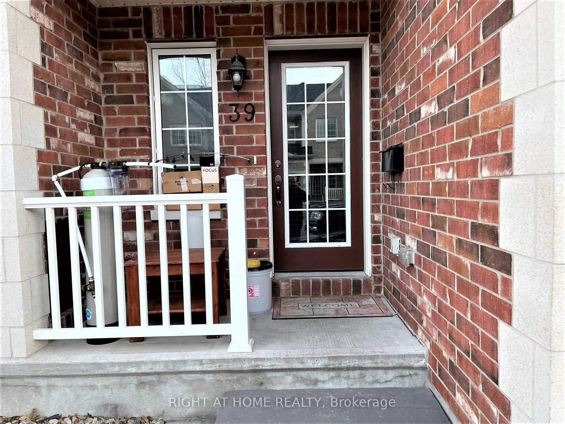 Photo 3 of 39 Dundalk Private, Ottawa, Barrhaven - Stonebridge — HOMEH