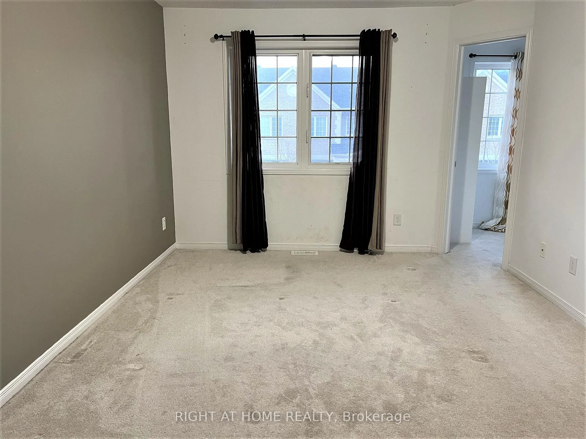 Photo 16 of 39 Dundalk Private, Ottawa, Barrhaven - Stonebridge — HOMEH
