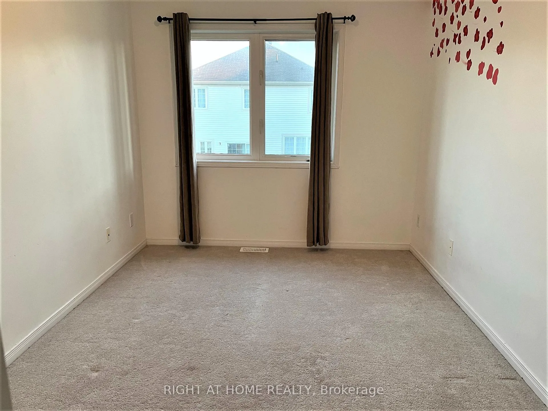 Photo 21 of 39 Dundalk Private, Ottawa, Barrhaven - Stonebridge — HOMEH